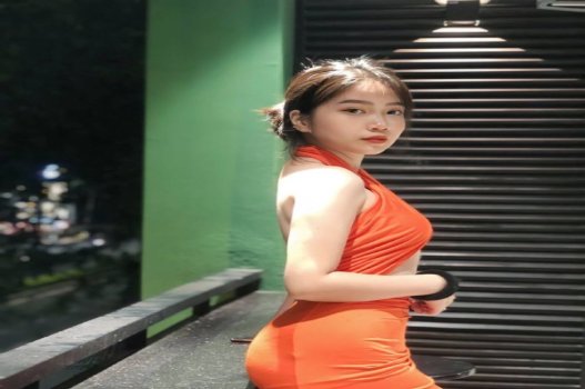 sex squitgame Nứng lồn gọi bạn trai sang quan hệ